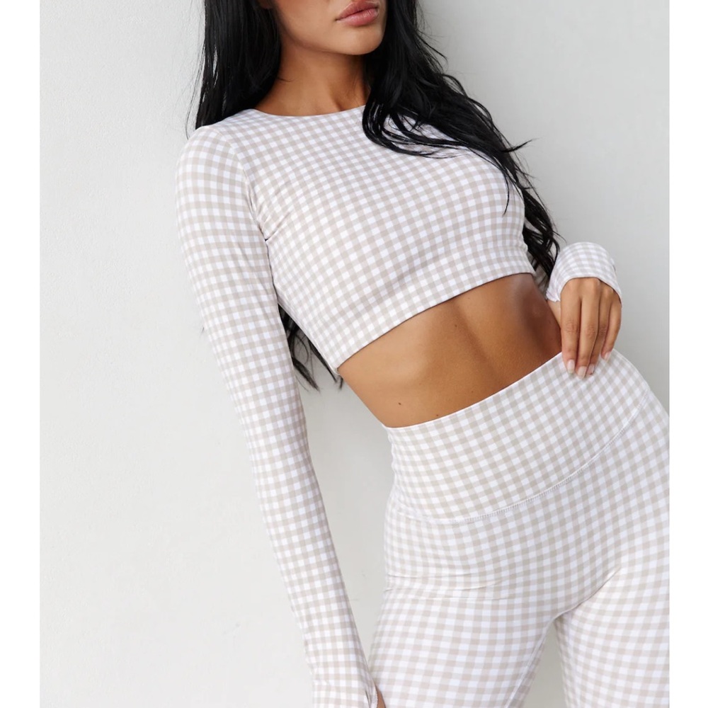 ASTORIA ACTIVEWEAR LIKE NEW